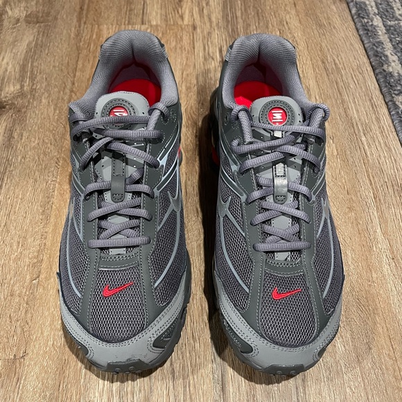 Nike Shox Ride 2 ‘Smoke Red’ - Picture 3 of 9